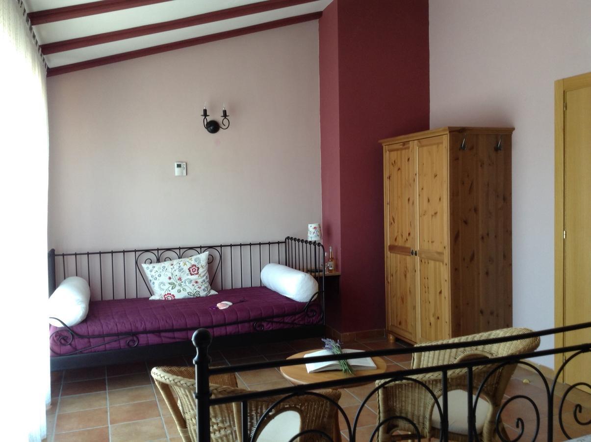 Hostal Camino Del Perdon Утерга Экстерьер фото