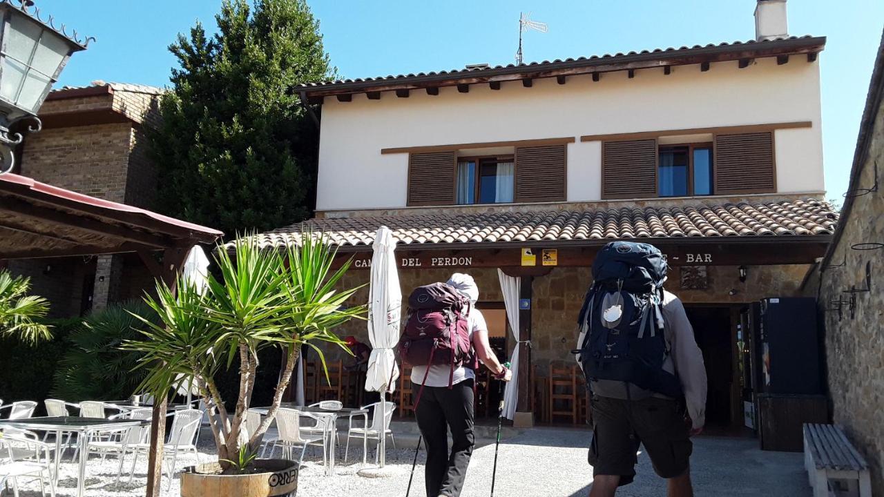 Hostal Camino Del Perdon Утерга Экстерьер фото